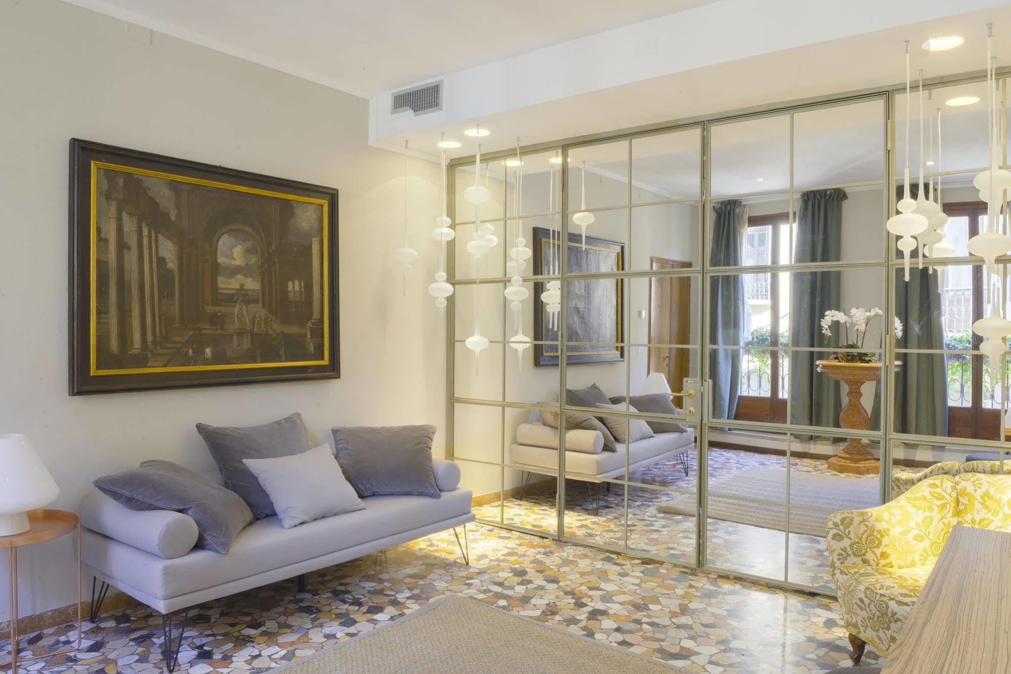 Joseph Apartments Venice Ngoại thất bức ảnh